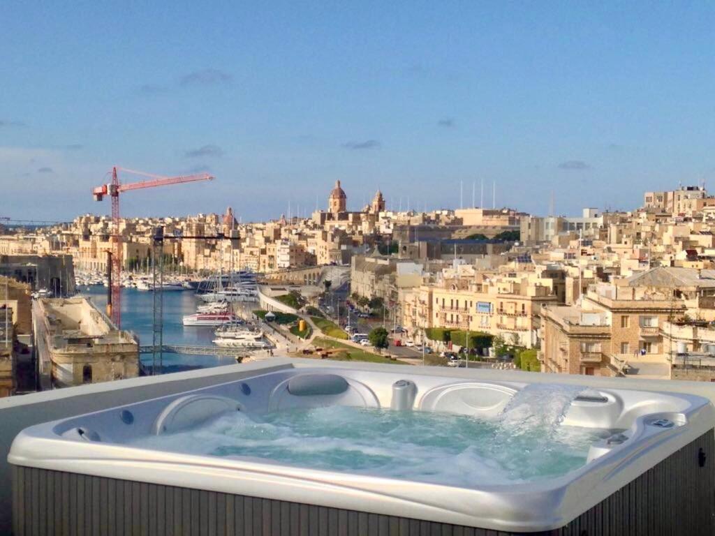 Penthouse Retreat Apartment Cospicua Екстериор снимка